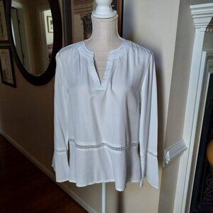 BEAUTIFUL LACED BLOUSE